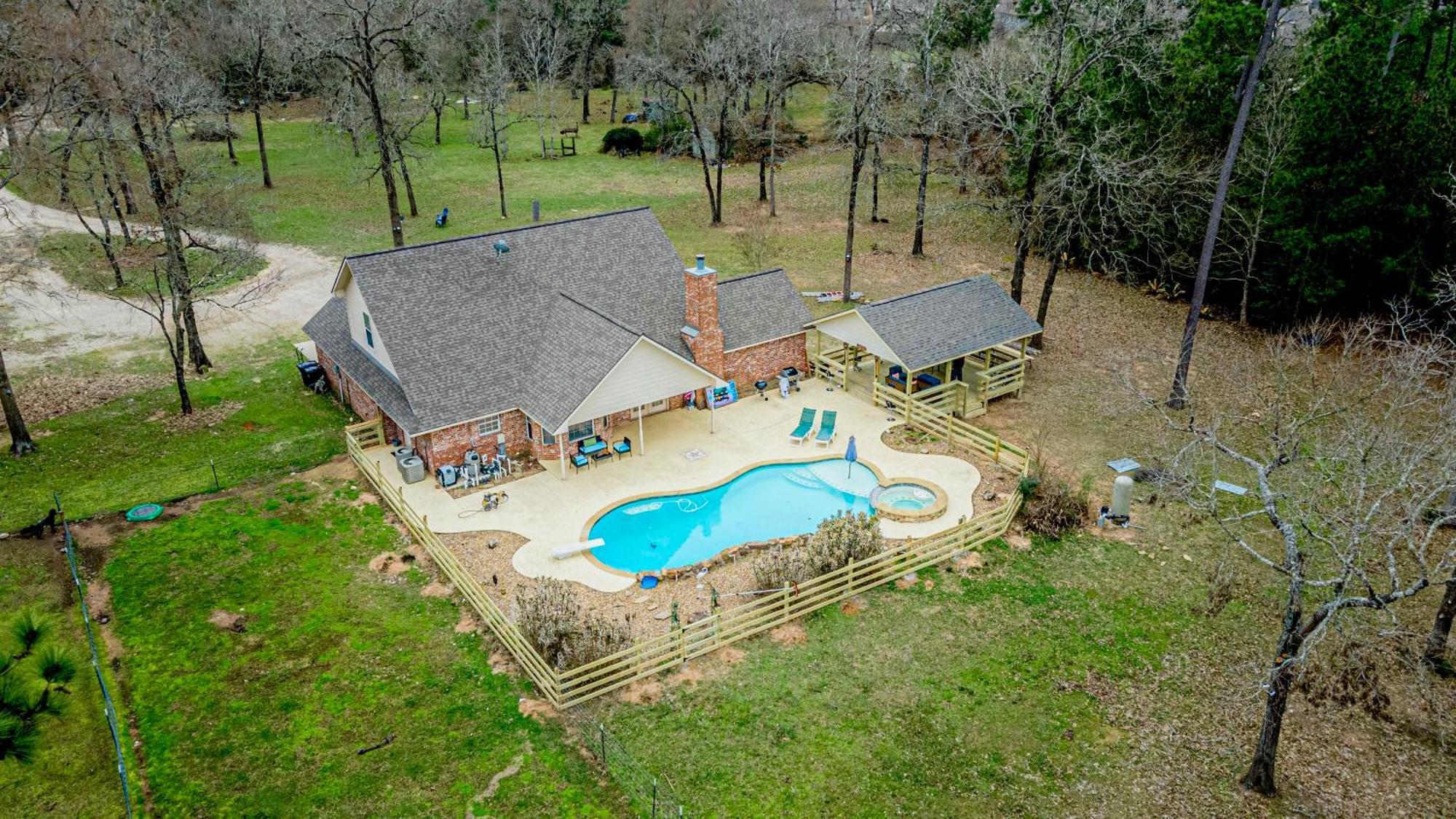 Country Getaway 4 Bedroom Resort In 10 Acre Lot 马格诺利亚 外观 照片